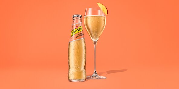 Schweppes White Peach als 0,2 Liter und 1,25 Liter Flasche.